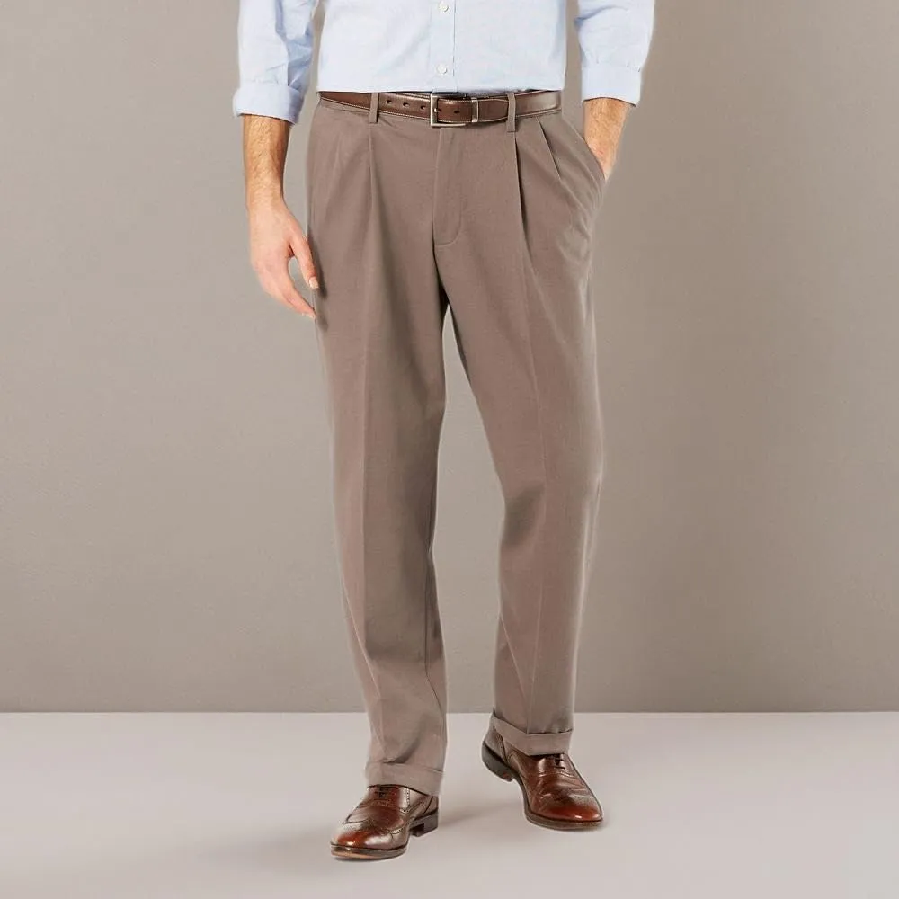 Dockers Men's Relaxed Fit Comfort Khaki Pants - Pleated