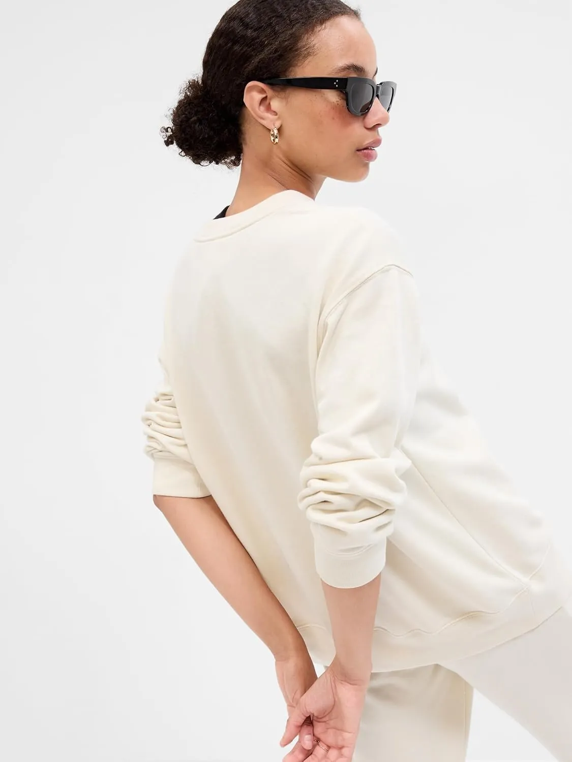GAP Women's Relaxed Fit Fleece Crew
