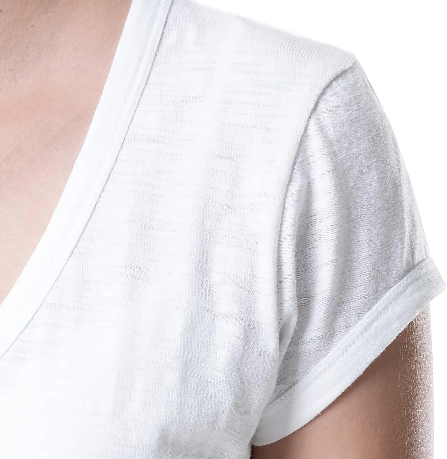 Lee Women's Classic Fit Short Sleeve V-Neck T-Shirt