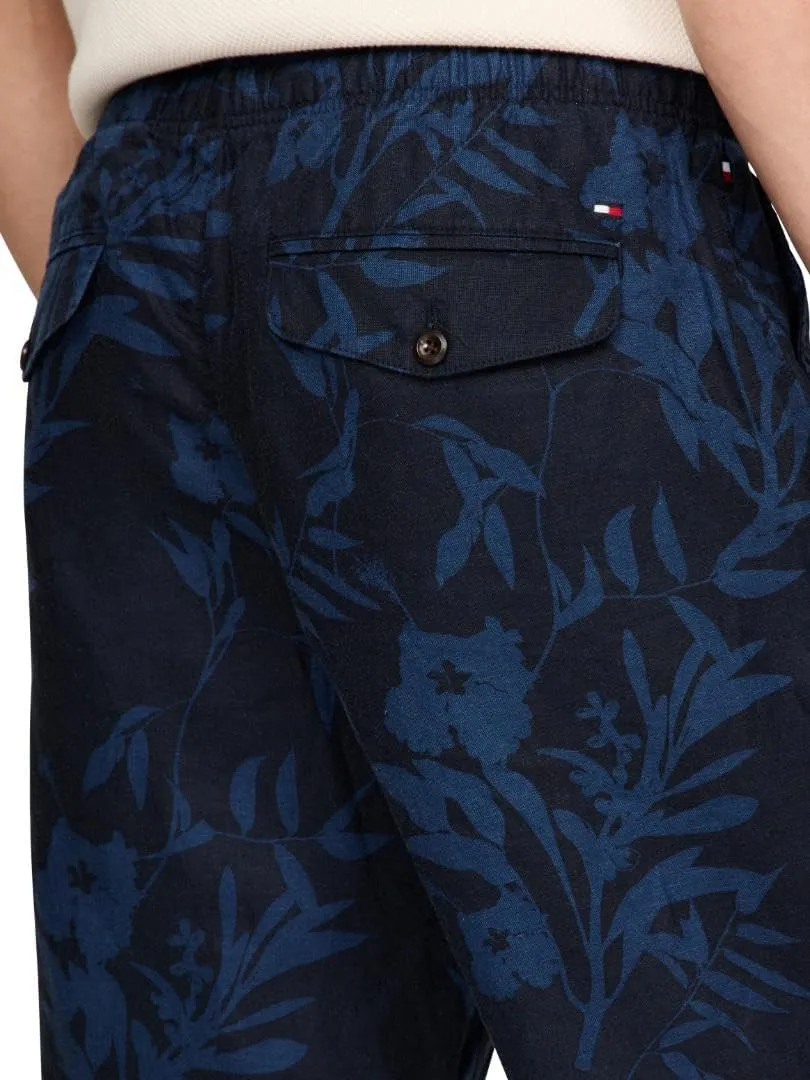 Tommy Hilfiger Men's Summer Linen Shorts 10 Inch in Relaxed Fit