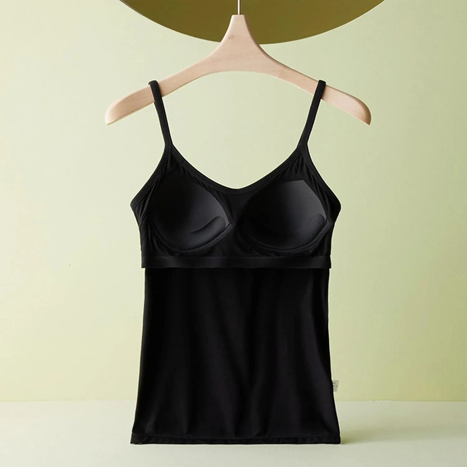 Women's Plus Size Padded Tank Tops Adjustable Spaghetti Strap Scoop Neck Camisole Relaxed Fit Sleeveless Shirts